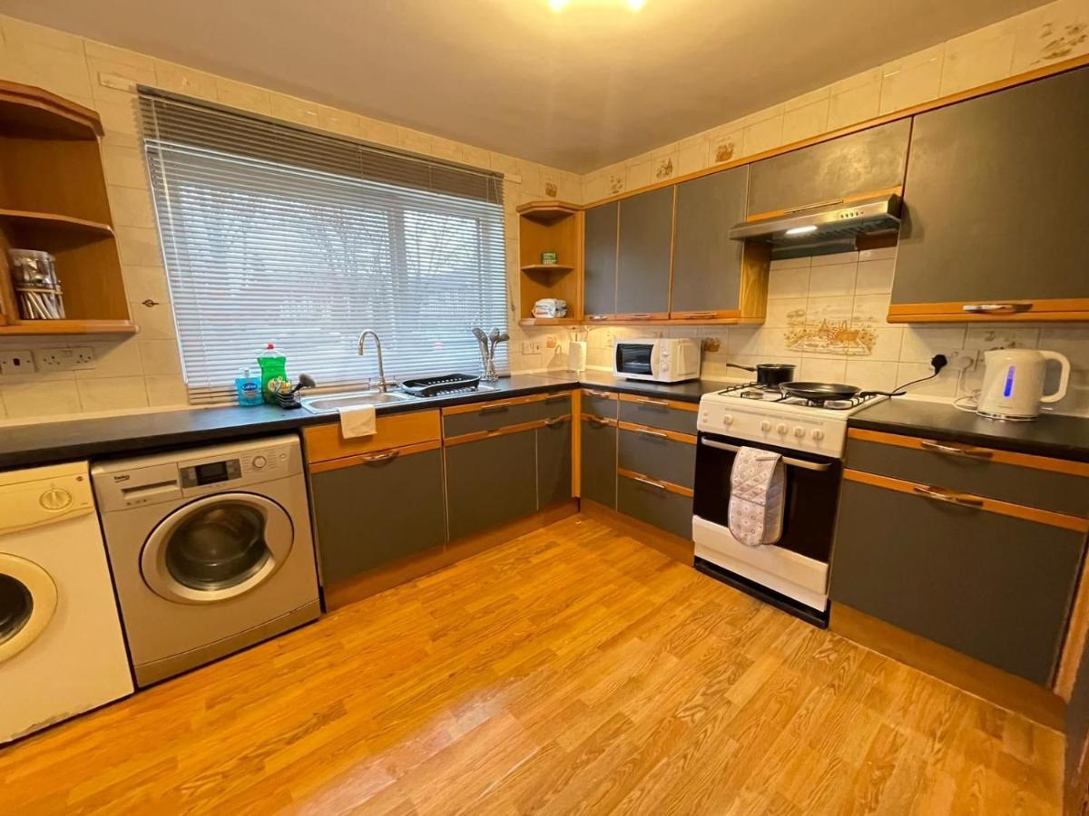 Spacious Bedroom In Beckton Privatunterkunft *